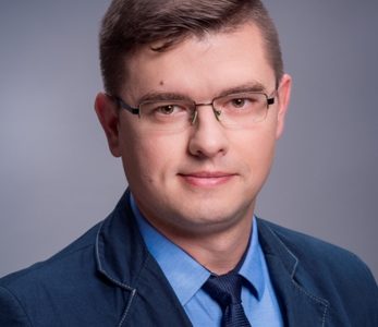 dr Piotr Goniszewski